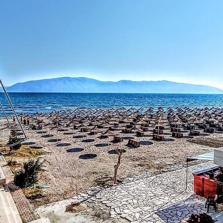 Rass' Apartment Vlorë Exteriör bild